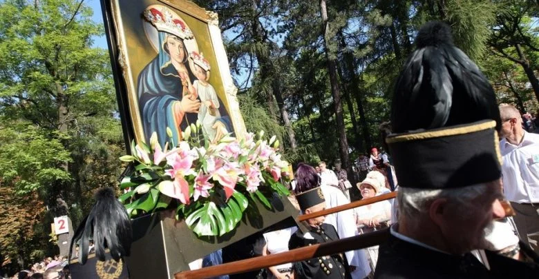 Pielgrzymka kobiet i dziewcząt do Piekar Śląskich w tym roku się odbędzie