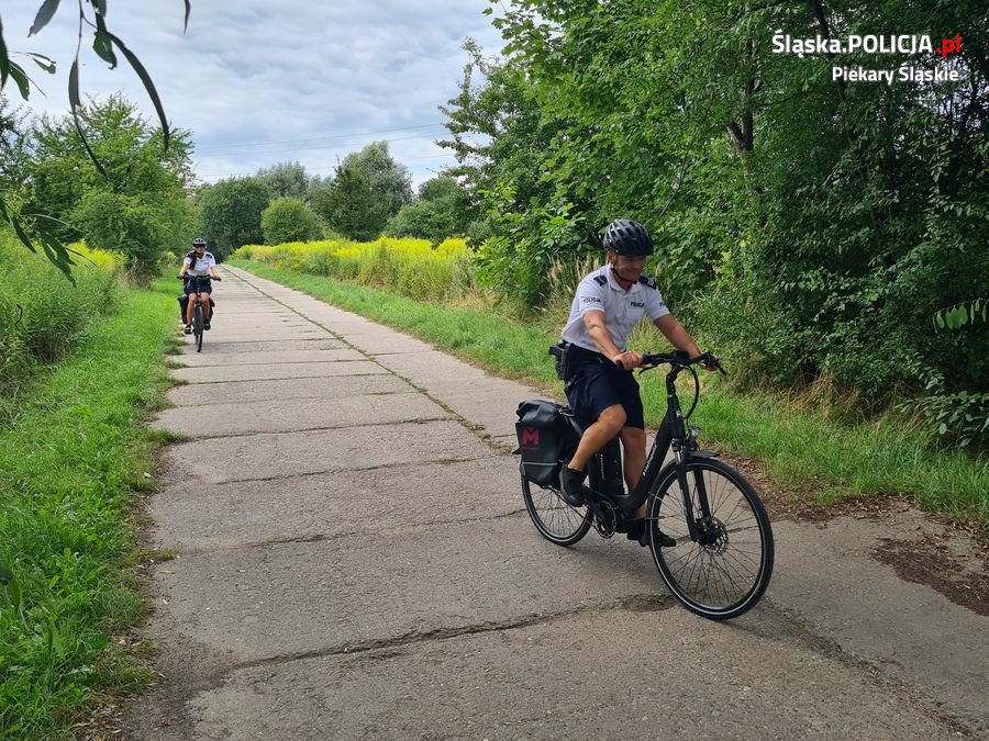 Rowerowe patrole policji w Piekarach Śląskich