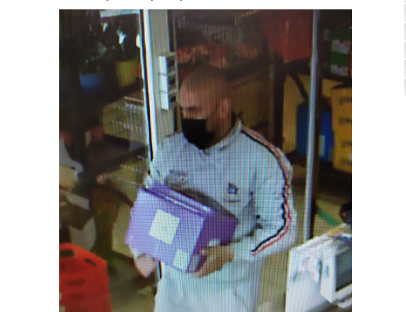 Sprawca kradzieży! Rozpoznajesz go?