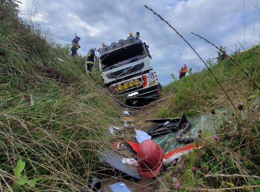 Wypadek na DW 935. Jedna osoba poszkodowana