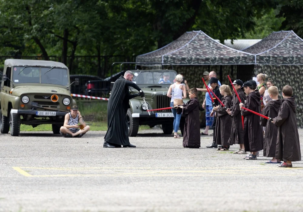 "Gwiezdne wojny" i PRL w miechowickim schronie