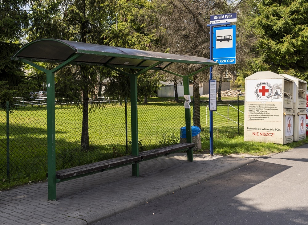 Modernizowana jest infrastruktura przystankowa w mieście. Będzie bezpieczniej