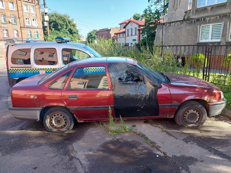 Wraki aut znikają ze świętochłowickich ulic