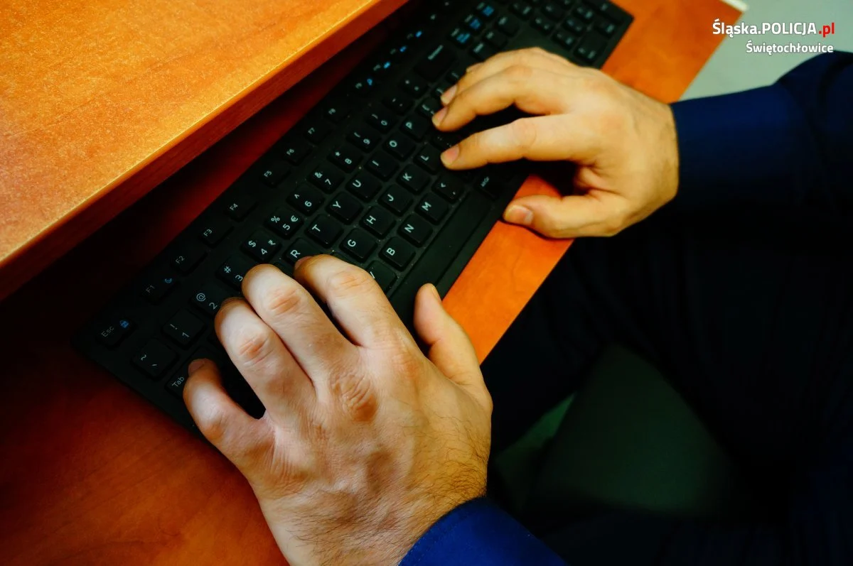 Korzystasz z portali aukcyjnych lub sklepów online? Zachowaj czujność i bądź ostrożny