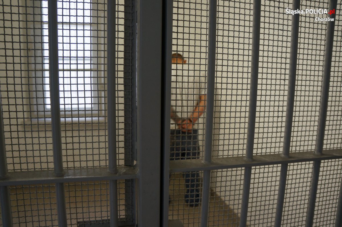 Tymczasowy areszt dla recydywisty. Mężczyzna chciał wymusić pieniądze od 16-latka