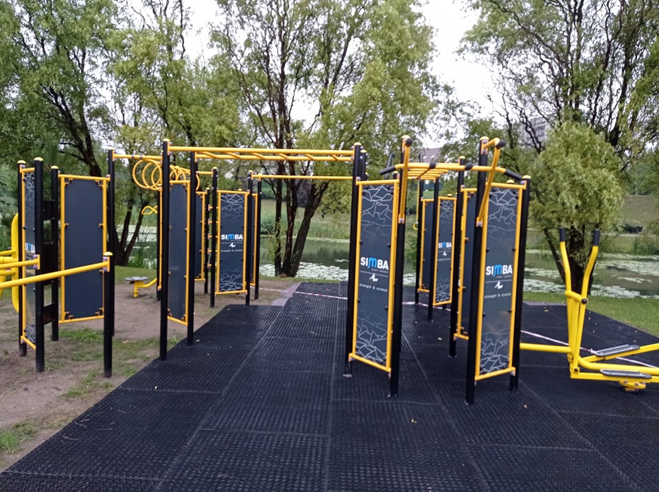 Przy Amelungu powstała nowa siłownia w plenerze