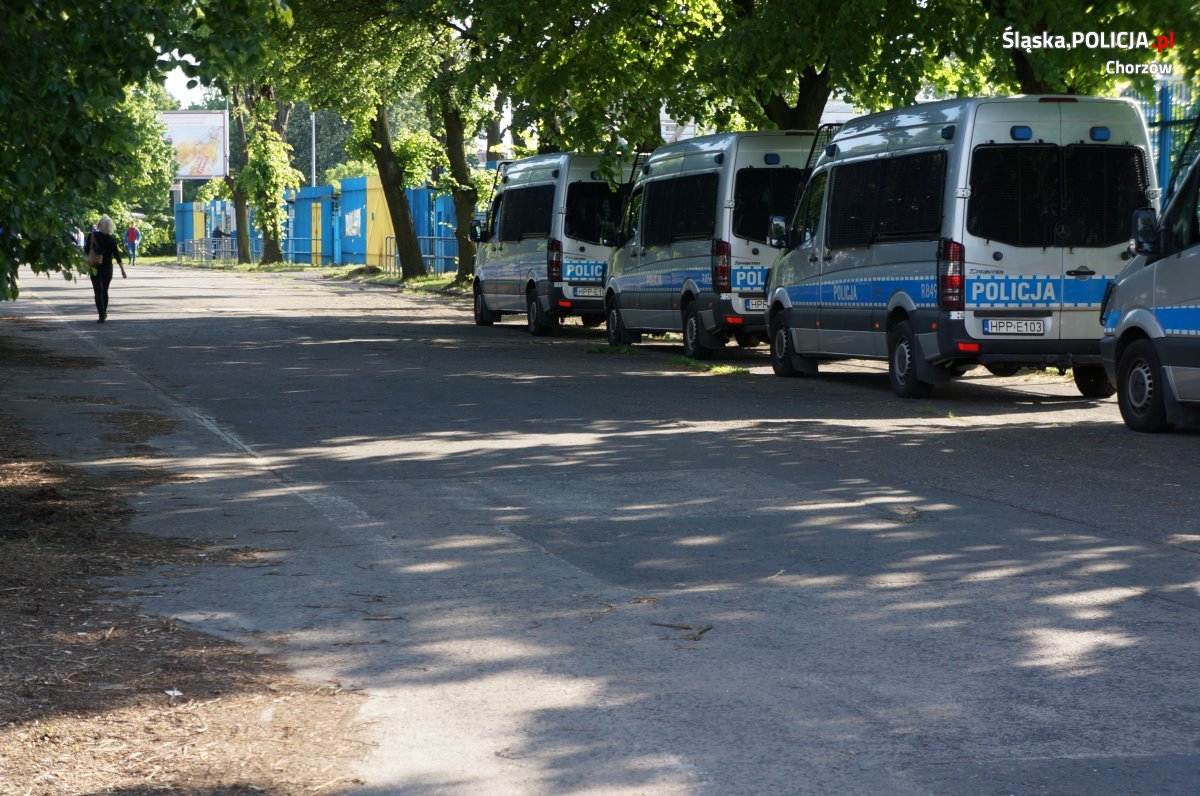 10 mandatów i 7 pouczeń. Bilans sobotniego meczu Ruch Chorzów - GKS Bełchatów