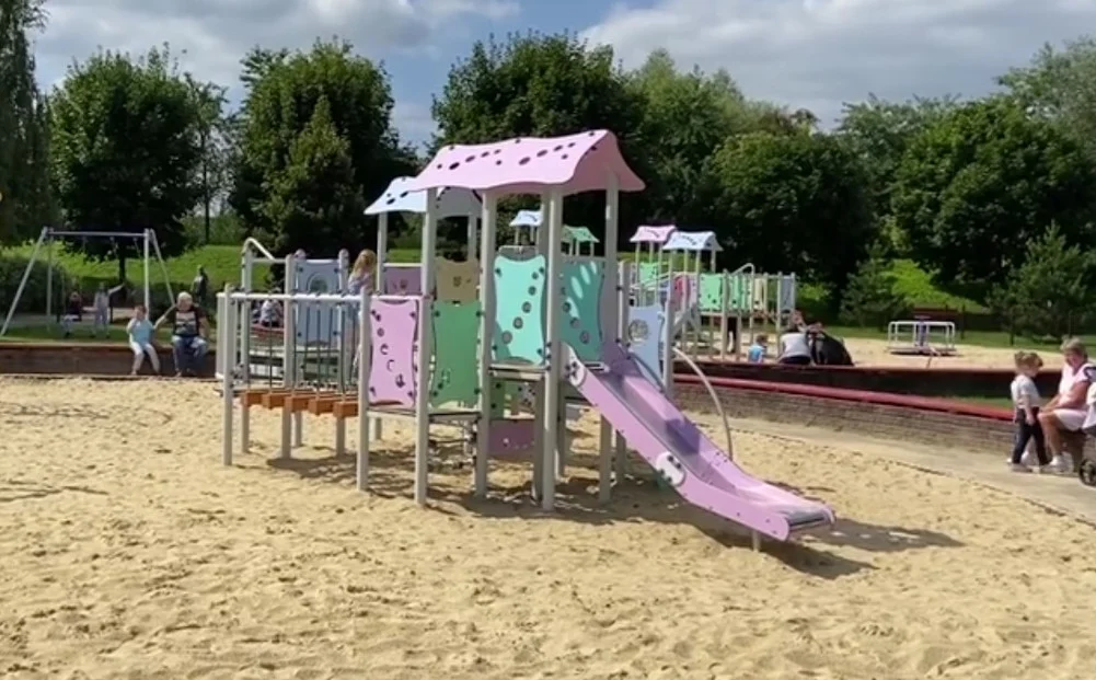 Plac zabaw na Amelungu finalnie otwarty. To inwestycja z Budżetu Obywatelskiego