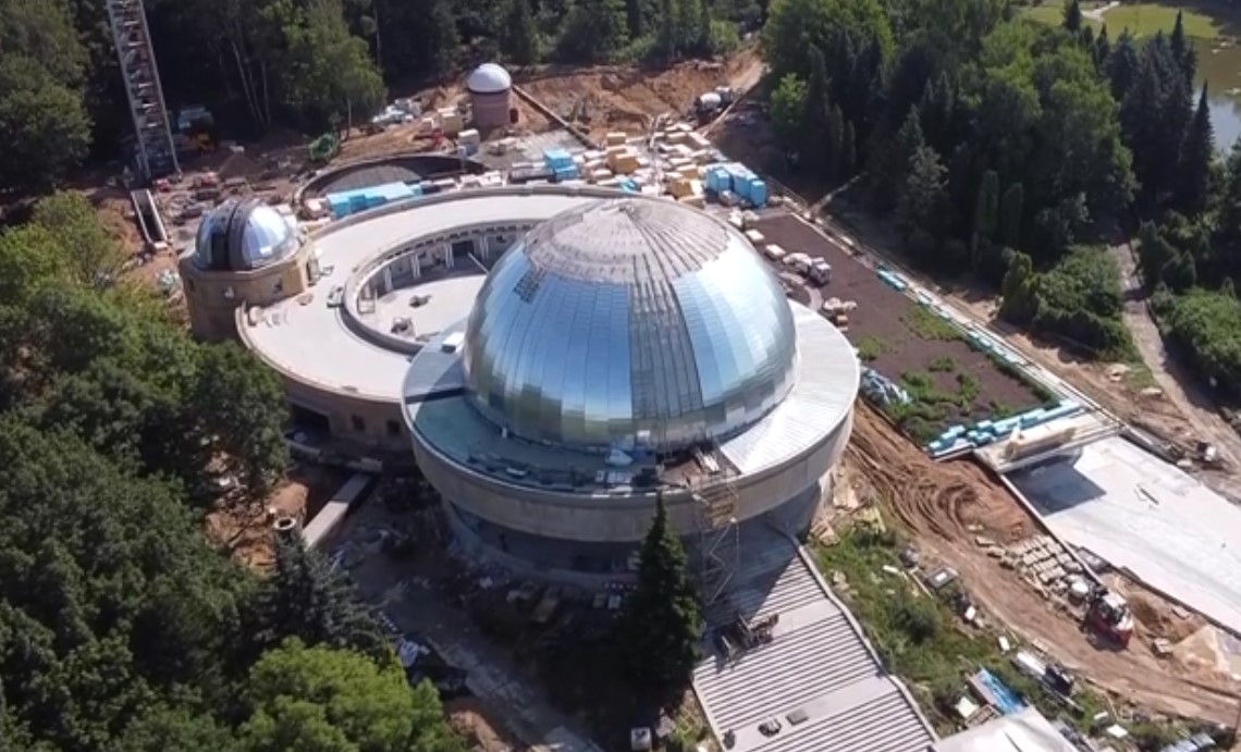 Planetarium Śląskie w remoncie. Park Śląski pokazał efekty prac budowlanych na nagraniu