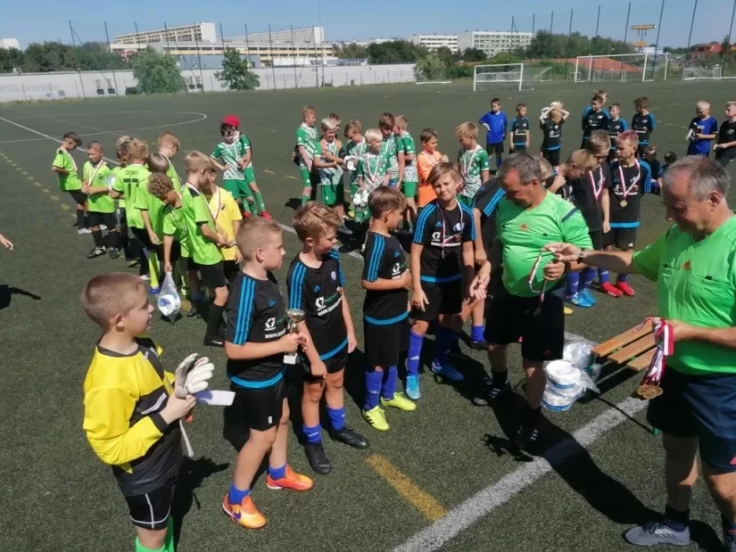 Na boisku uczczą pamięć Darka Budnioka. Turniej startuje już w środę