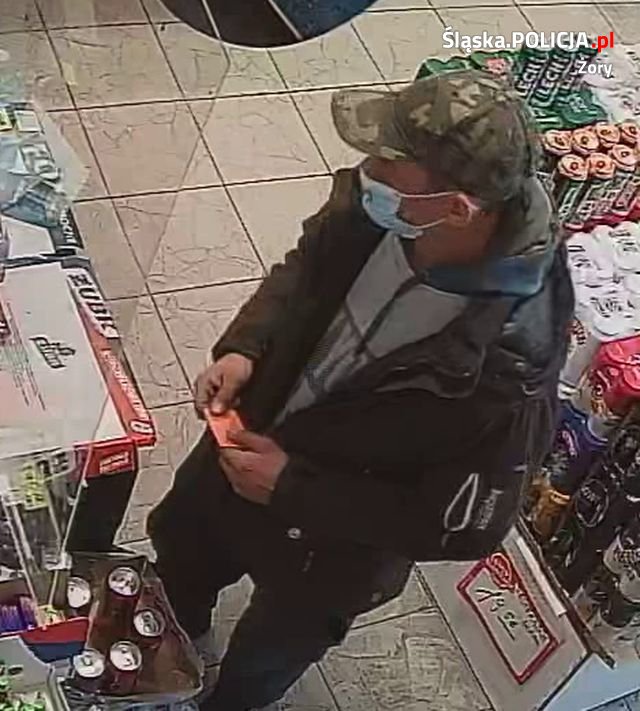 Płacił kradzioną kartą. Rozpoznajesz go?