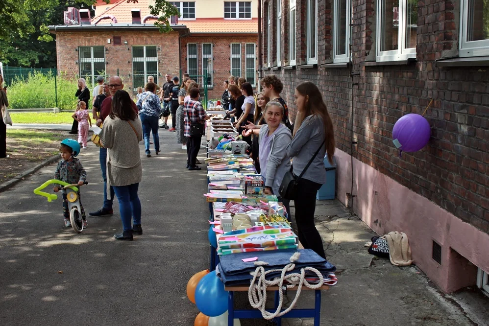 Uczniowie I LO im. Adama Mickiewicza zbierają fundusze na leczenie Elżbiety Żurek