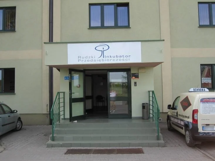 Zamiast inkubatora przedsiębiorczości przy ul. Szyb Walenty noclegownia i izba wytrzeźwień