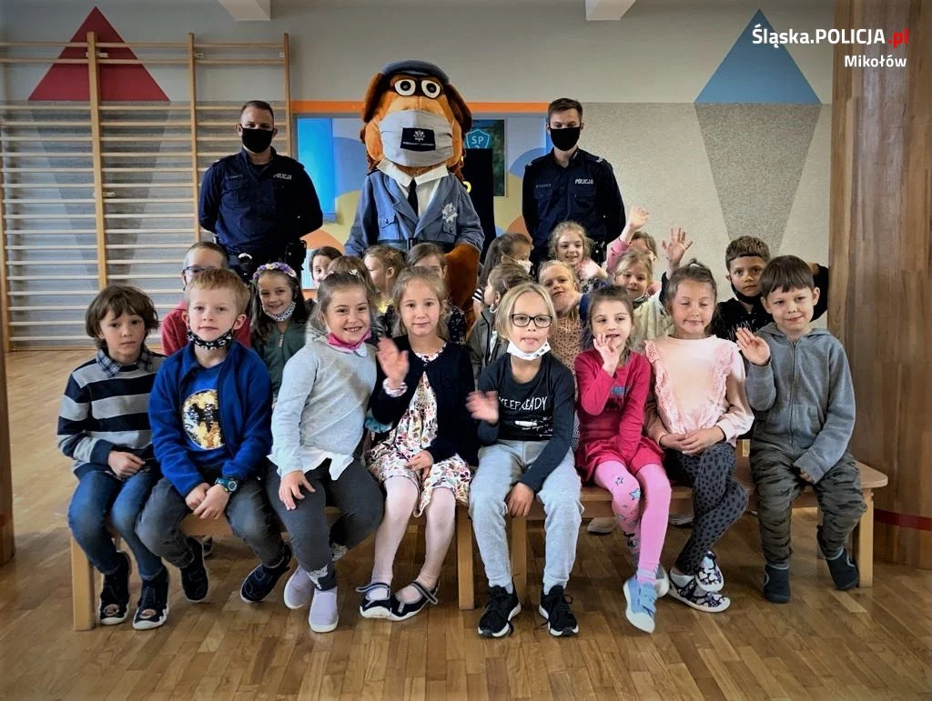 Mikołowscy dzielnicowi promują bezpieczne praktyki wśród dzieci