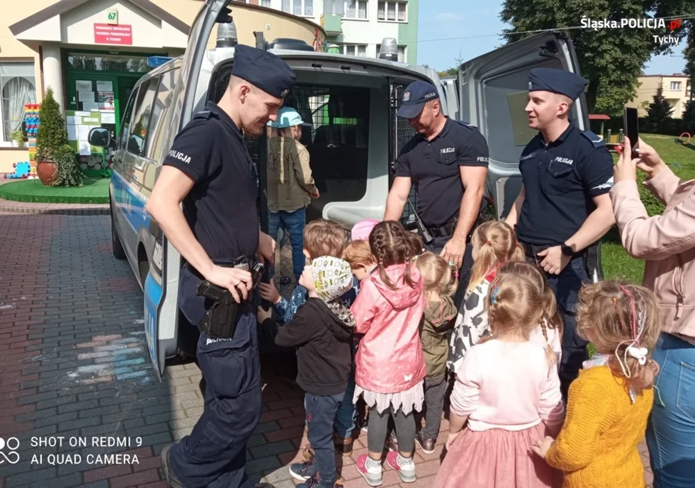 "Bezpieczna droga do szkoły" z dzielnicowymi