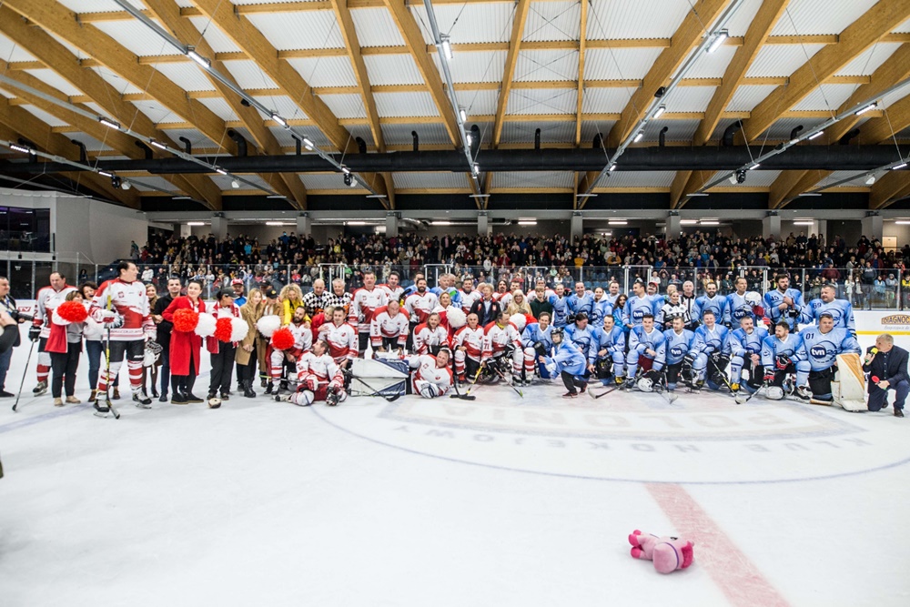 Artyści kontra TVN24. W Bytomiu odbył się hokejowy charytatywny mecz