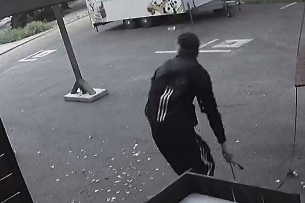 Rozpoznajesz sprawcę kradzieży przewodu?