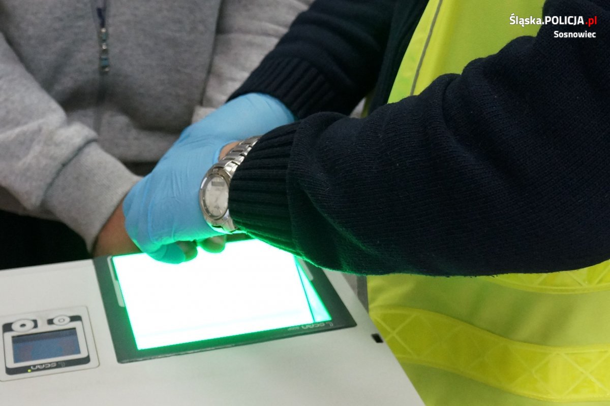 Seryjny włamywacz z Sosnowca tymczasowo aresztowany