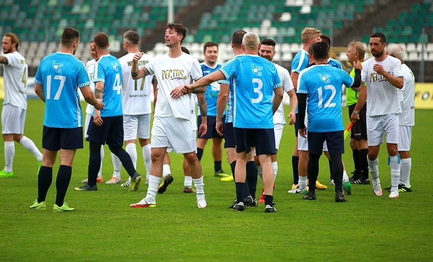 Drużyna Fundacji Rób Dobro znów zagrała w szczytnym celu