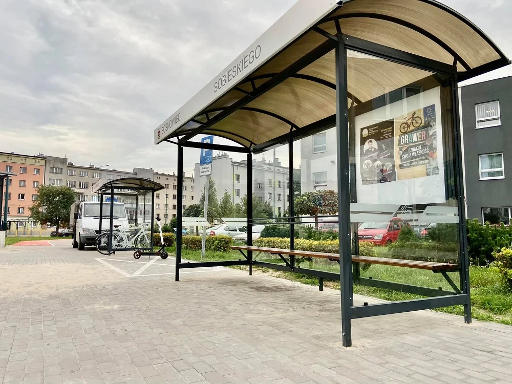 Nowe przystanki autobusowe przy I Komisariacie Policji