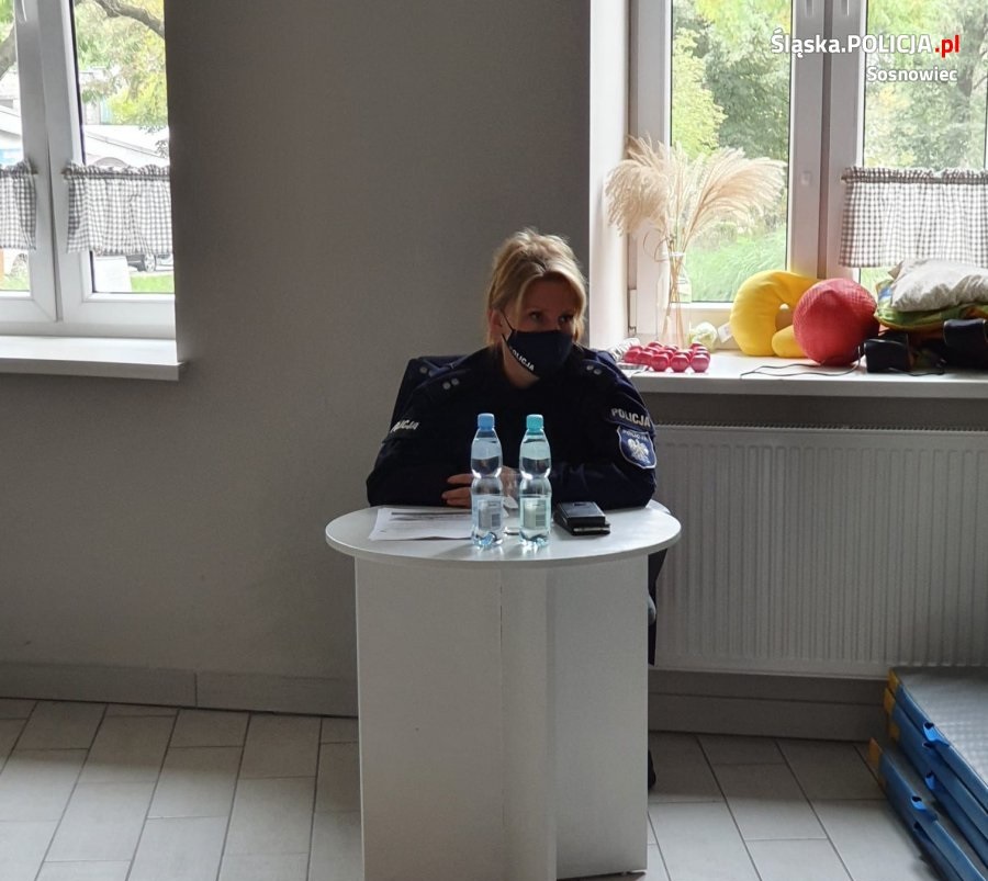 Sosnowieccy policjanci w imię bezpieczeństwa seniorów