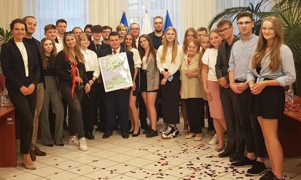 Zmiany w składzie Młodzieżowej Rady Miasta. Dwojgu radnym wygasł mandat