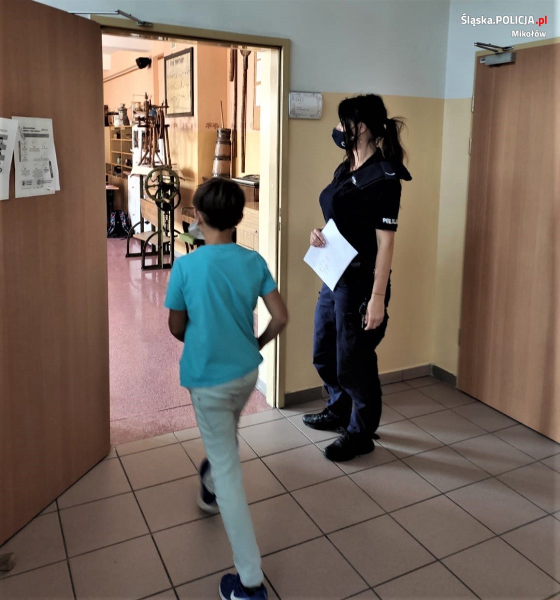 Z szacunkiem i godnością wobec siebie i kolegów. Akcja profilaktyczna w podstawówce