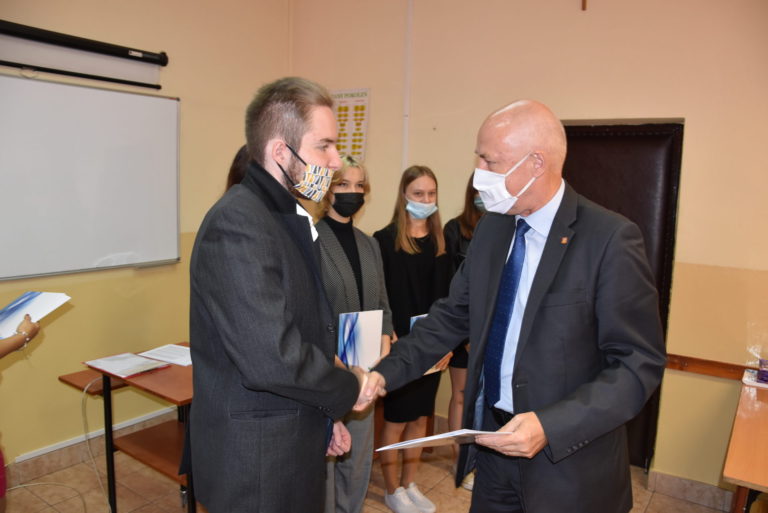 Stypendia dla mikołowskich licealistów 2