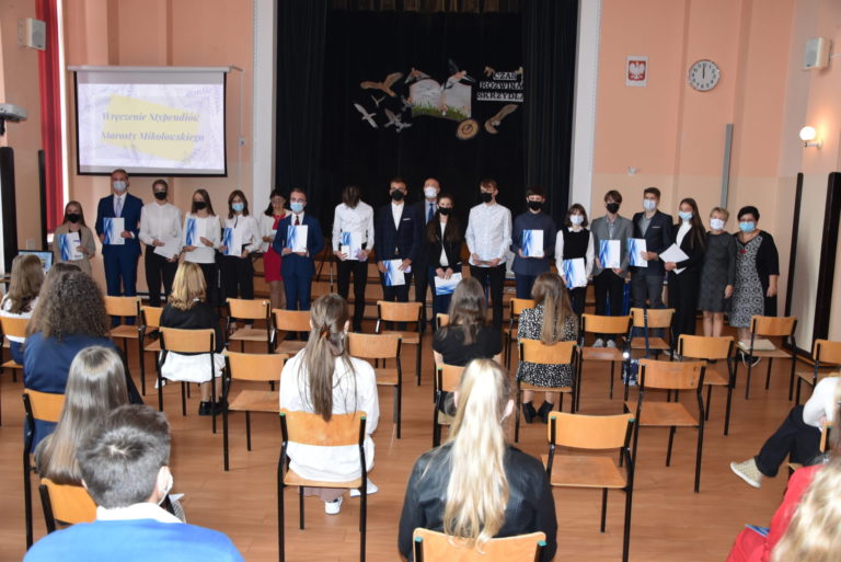 Stypendia dla mikołowskich licealistów 8