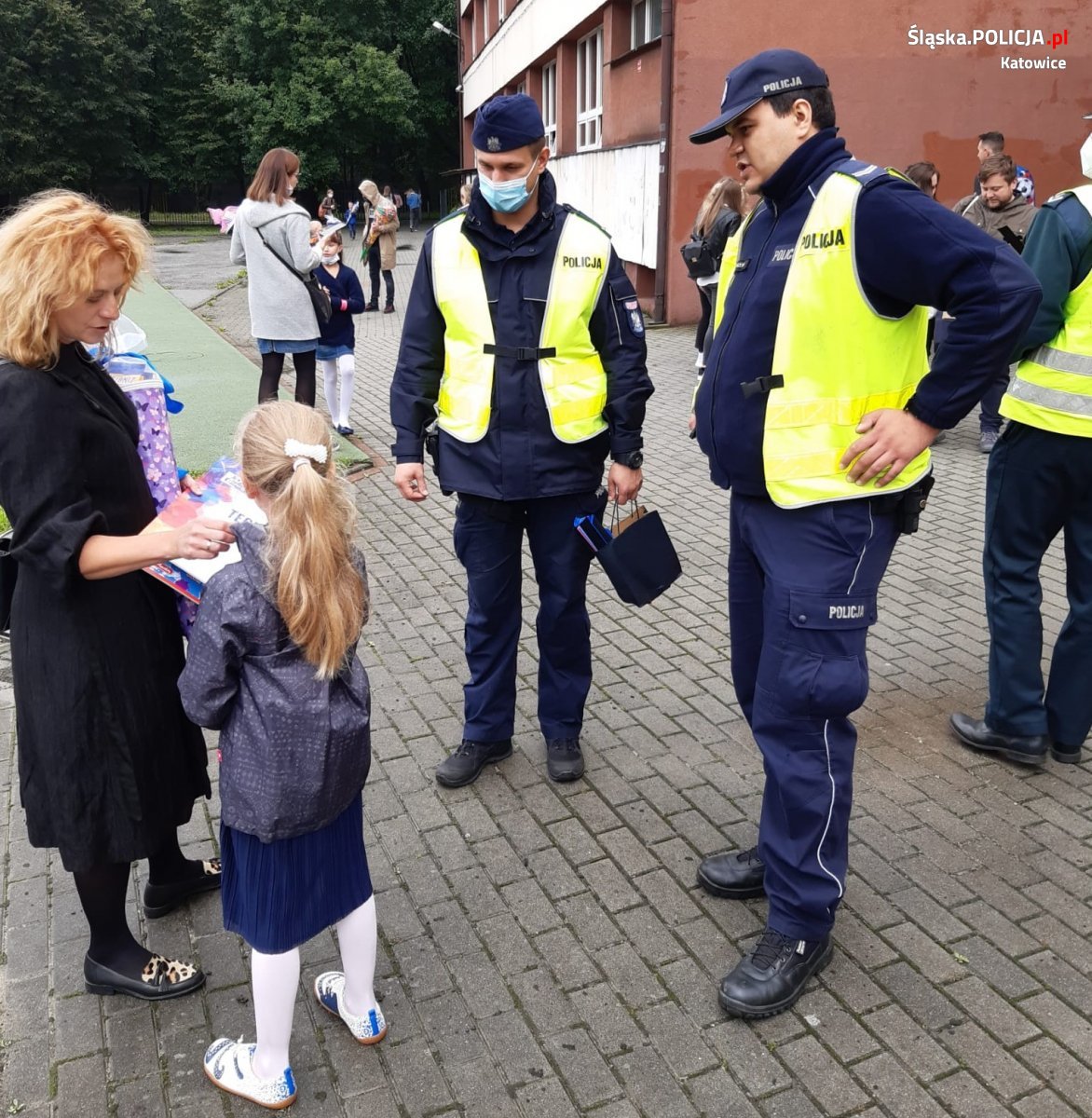 Zabłysnęli w drodze do szkoły