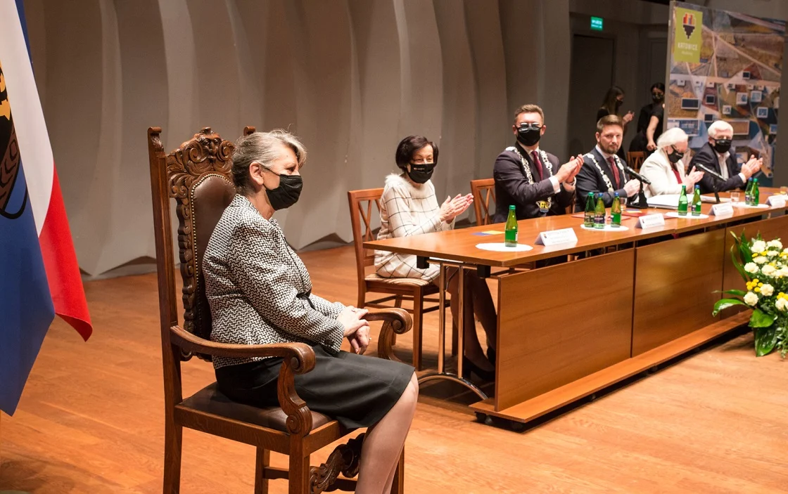 "Honorowy Obywatel Katowic" oraz "Zasłużony dla miasta Katowice"