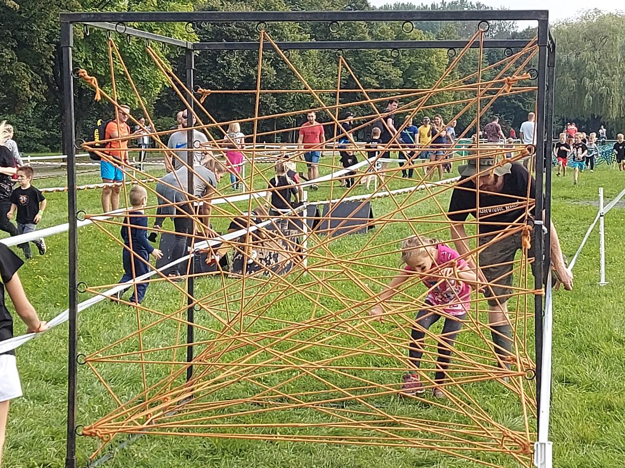 Survivalowy bieg z przeszkodami dla dzieci już za nami. Zobacz fotorelację! 12