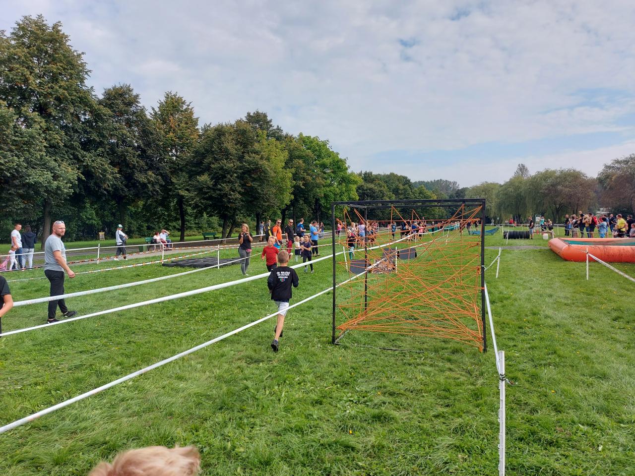 Survivalowy bieg z przeszkodami dla dzieci już za nami. Zobacz fotorelację! 19