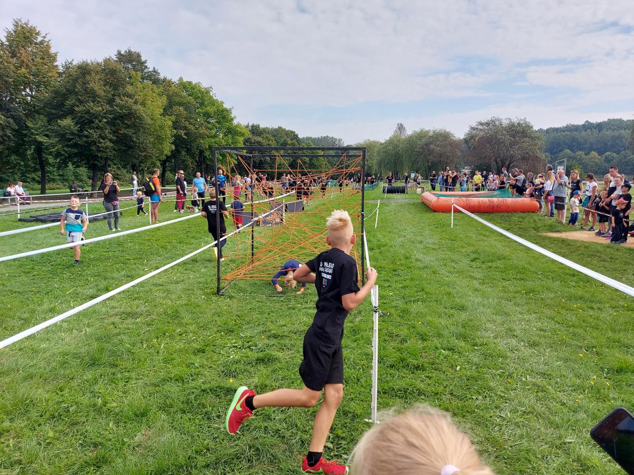 Survivalowy bieg z przeszkodami dla dzieci już za nami. Zobacz fotorelację! 24