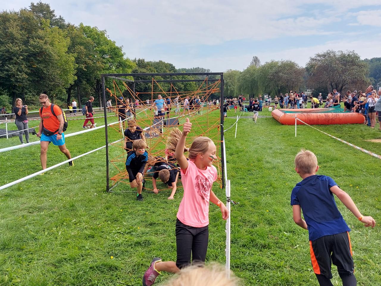 Survivalowy bieg z przeszkodami dla dzieci już za nami. Zobacz fotorelację! 30