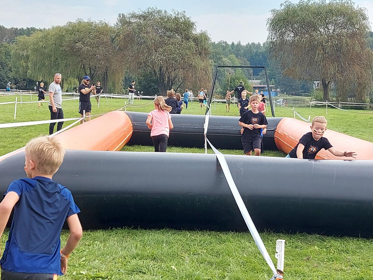 Survivalowy bieg z przeszkodami dla dzieci już za nami. Zobacz fotorelację! 36