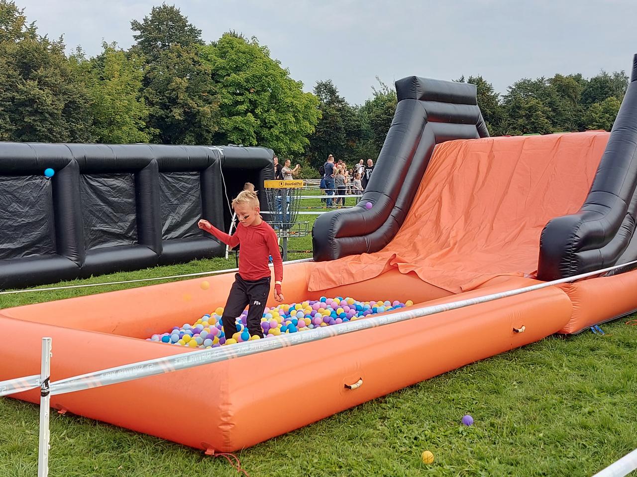 Survivalowy bieg z przeszkodami dla dzieci już za nami. Zobacz fotorelację! 38