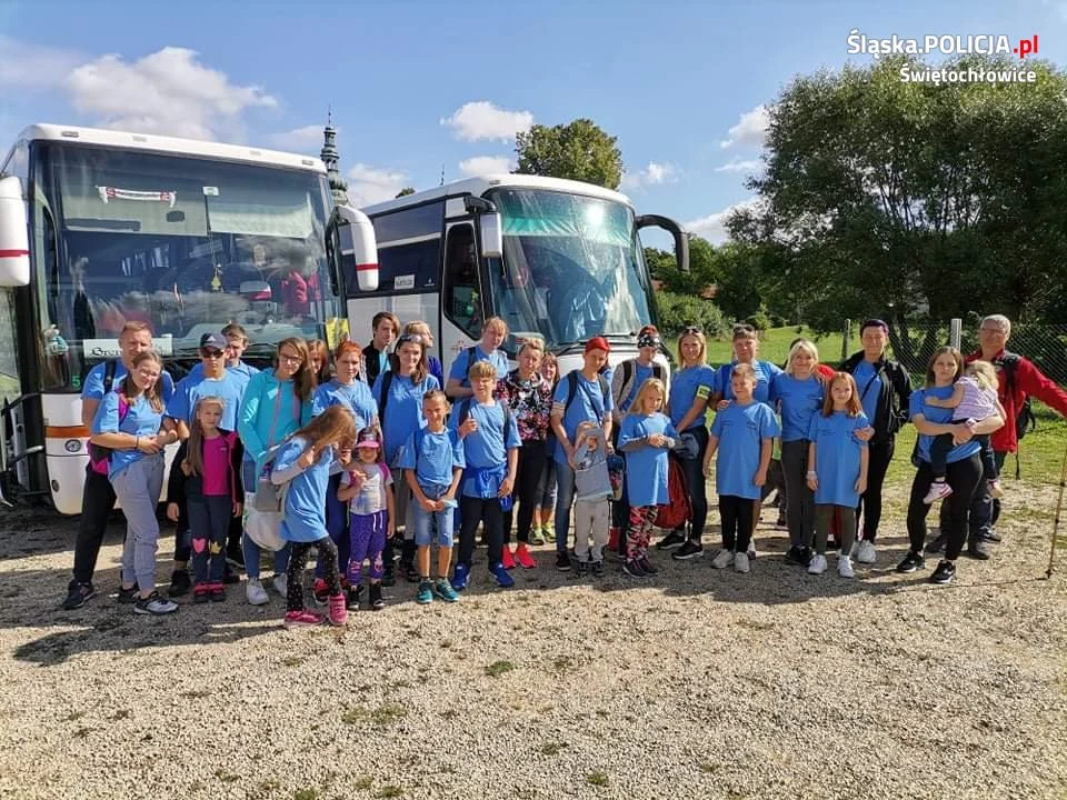 Bez przemocy, bez używek - wspólna inicjatywa mundurowych i przedstawicieli SOW Przystań