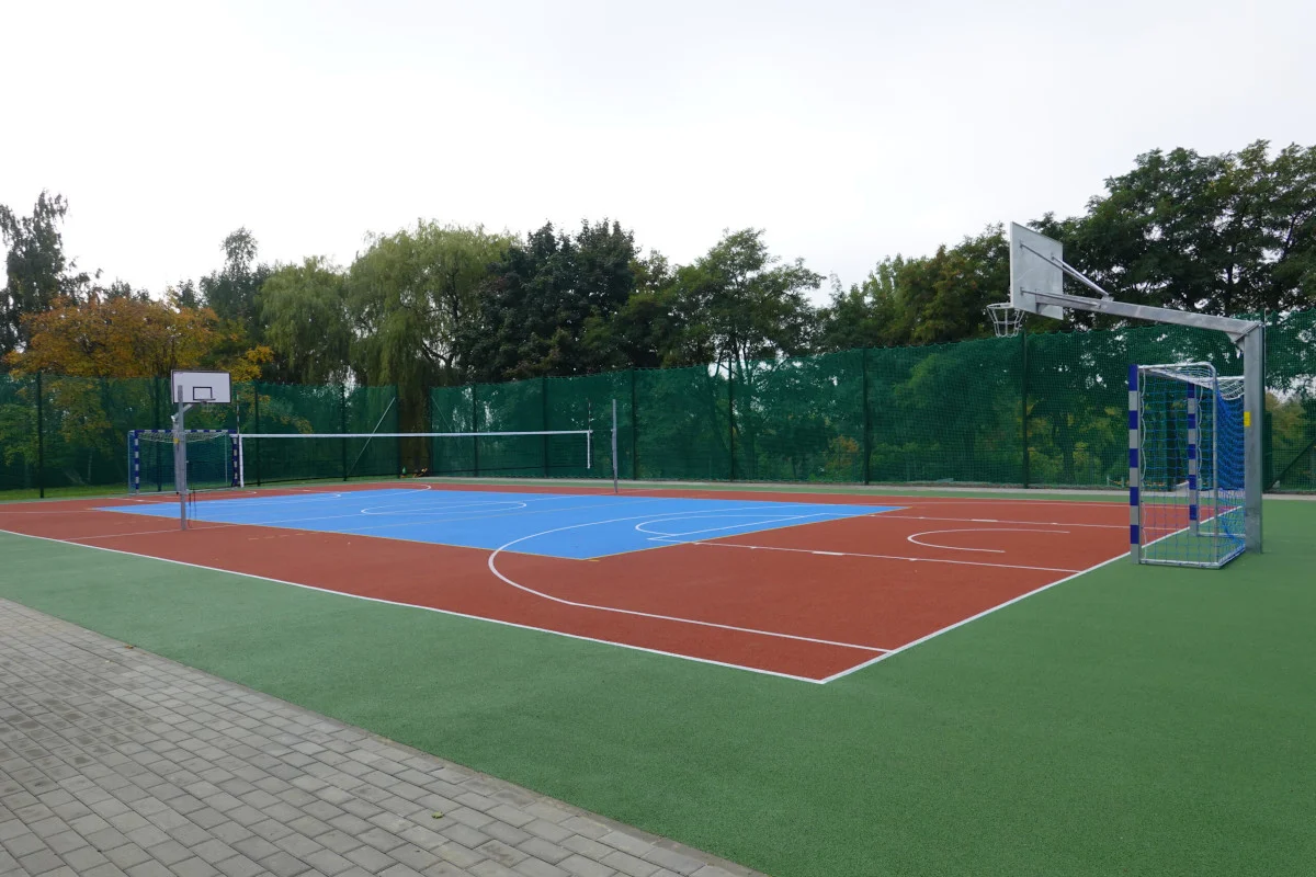 Nowe boisko przy SPS nr 10 w Świętochłowicach
