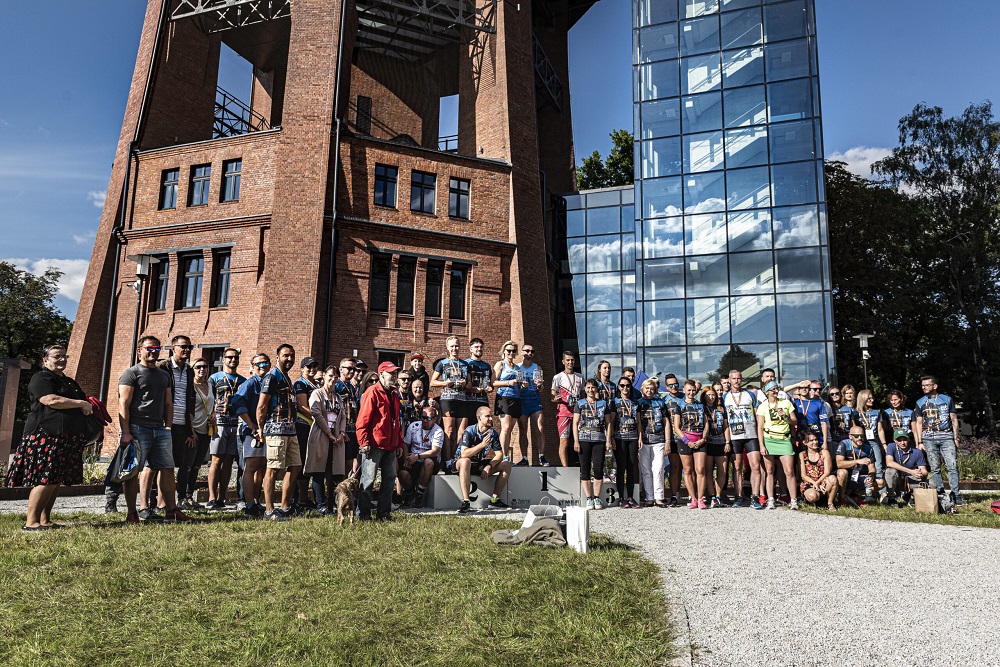 Ponad stu uczestników i 130 stopni do pokonania. Podsumowanie biegu "Ciśniemy na wieżę"