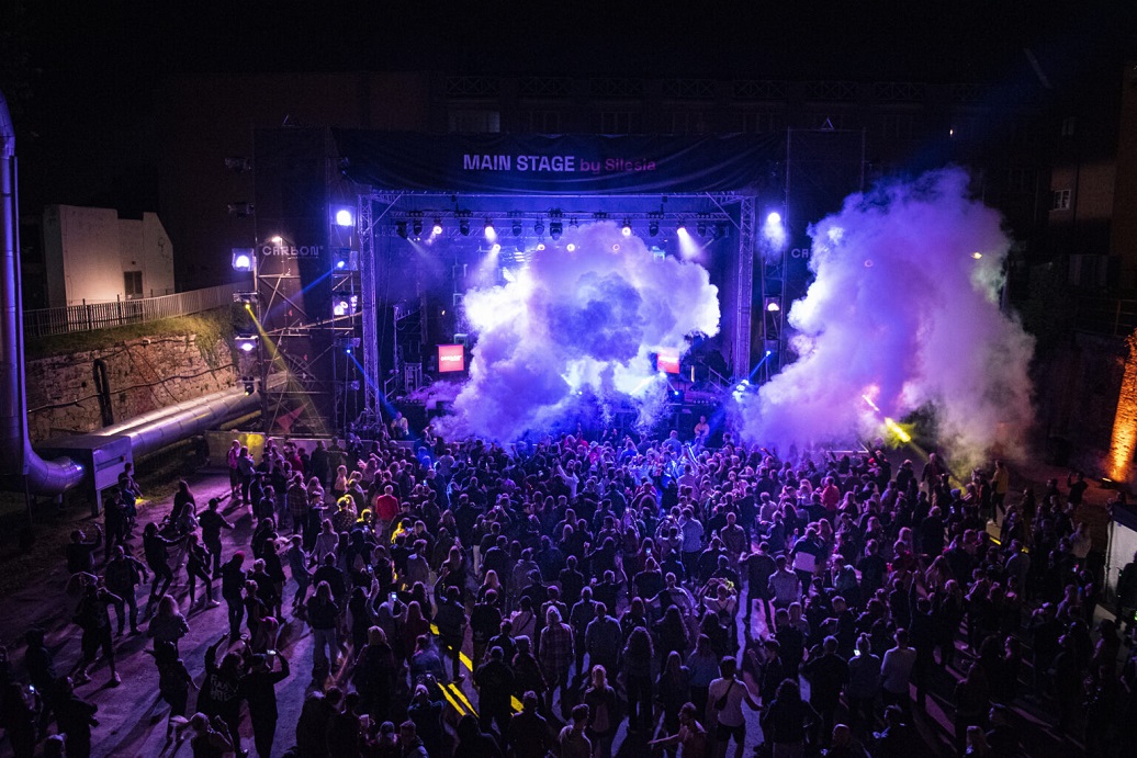 Carbon Silesia Festiwal – najlepsi twórcy muzyki elektronicznej zagrali w Zabrzu