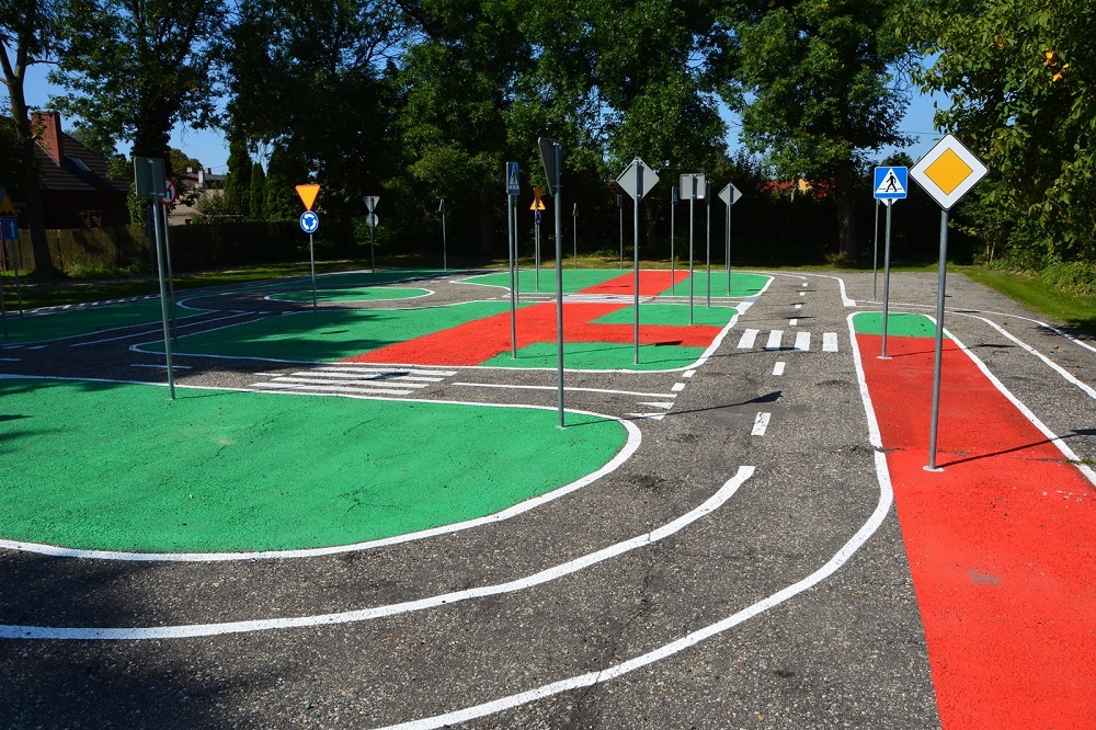 W Grzybowicach powstał plac ruchu drogowego dla dzieci. Zobacz zdjęcia!