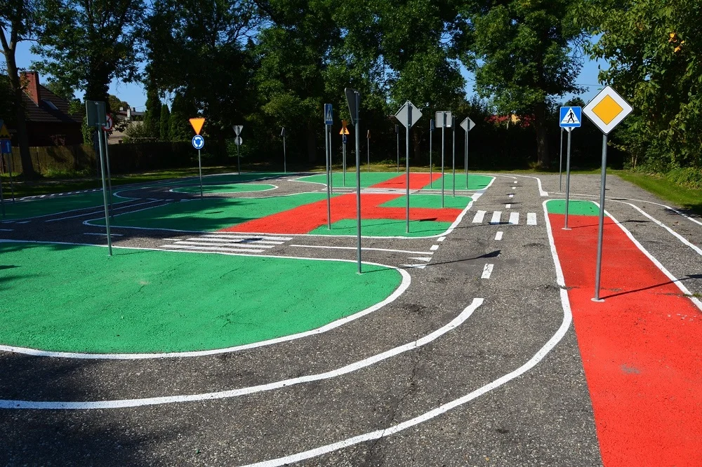 W Grzybowicach powstał plac ruchu drogowego dla dzieci. Zobacz zdjęcia!