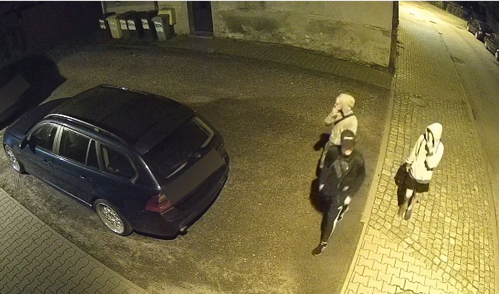 Ukradli rower na ulicy Limanowskiego. Rozpoznajesz ich? [WIDEO]