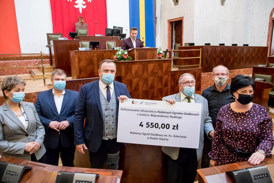 Rodzinny Ogród Działkowy im. ks. Dzierżonia w Rudzie Śląskiej z dofinansowaniem