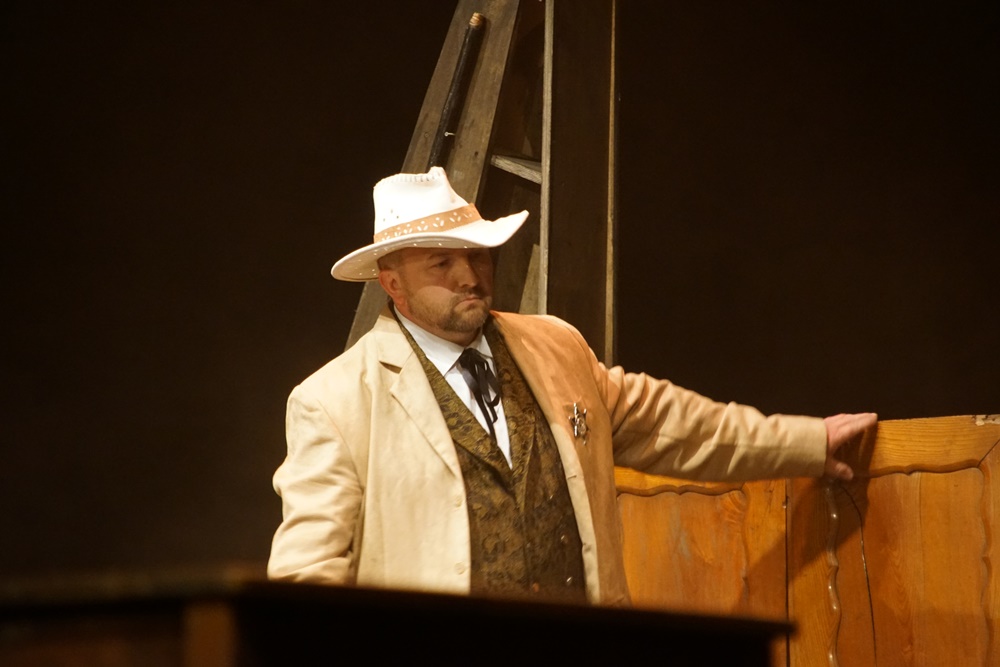 Szeryf z Fryn City 1