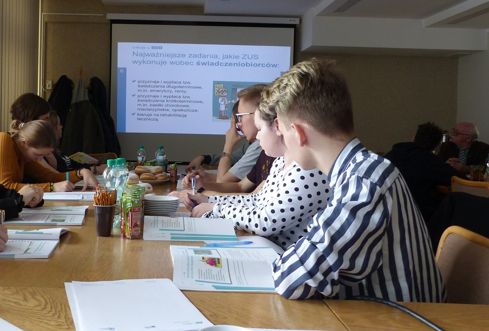 Projekty edukacyjne ZUS dla uczniów. Na zwycięzców czekają nagrody rzeczowe