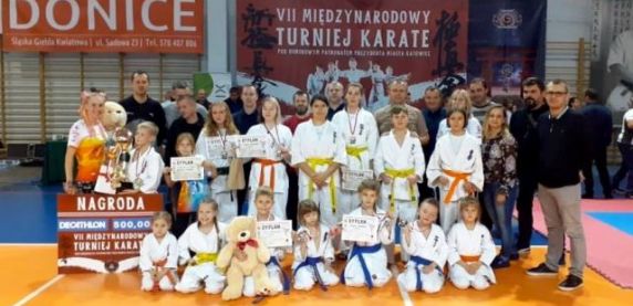 Sosnowiczanie zdobyli 12 medali podczas VII Międzynarodowego Turnieju Karate
