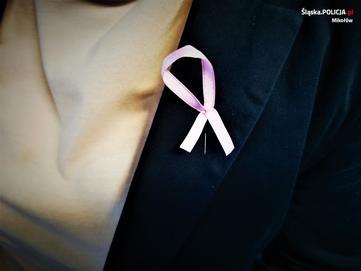 Inauguracja akcji "Różowy Mikołów" na Rynku