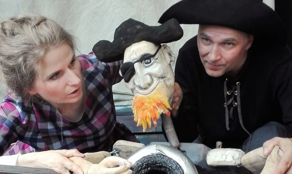 Spektakl dla najmłodszych "Zupka z blaszanego kubka"